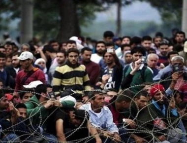 Η Ελλάδα δέχτηκε την επαναπροώθηση προσφύγων και η Γερμανία για «αμοιβή» της «έκοψε» την δόση!